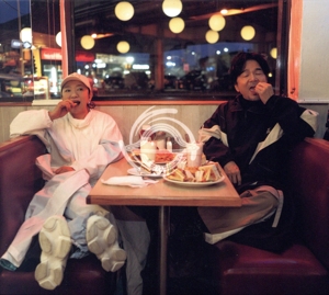 THE BLACK 〇 ALBUM(初回限定盤/アコ味&オキナワライヴ盤)(Blu-ray Disc+DVD付)